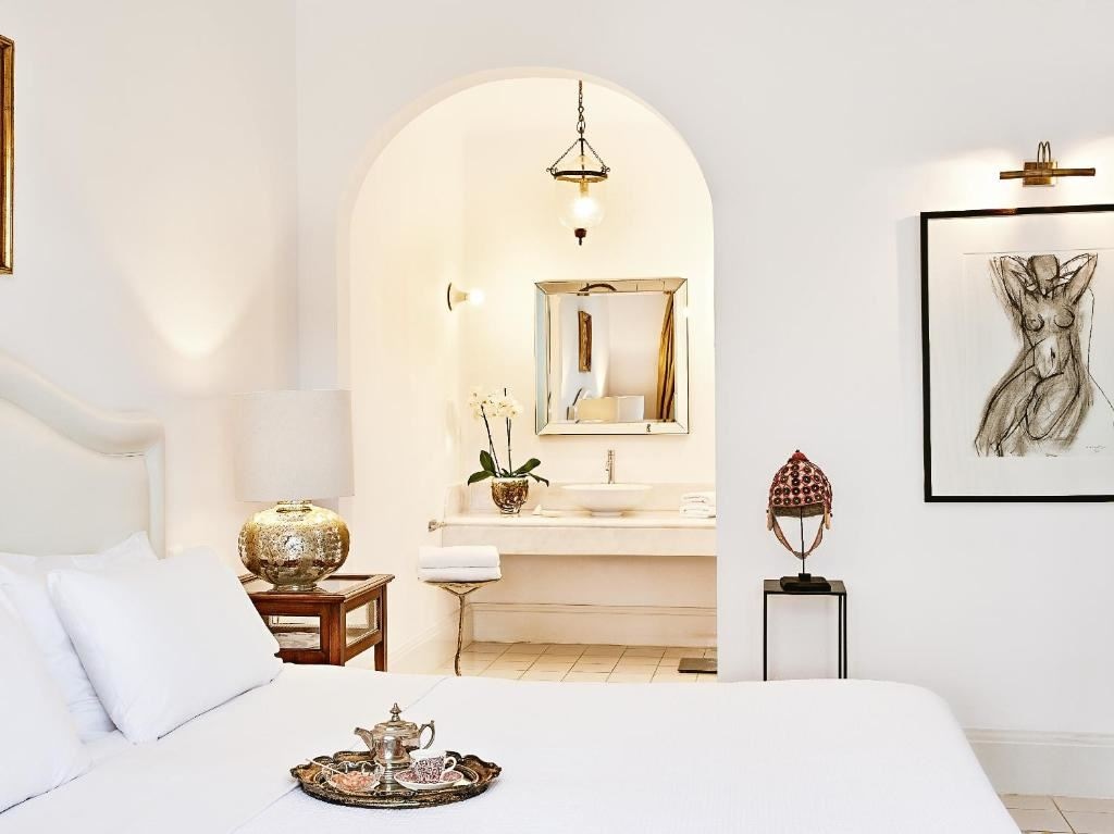 rooms-deluxe-bungalow-suite