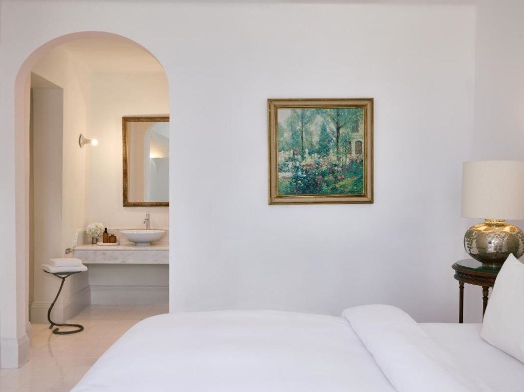 rooms-2-bedroom-beach-villa-seafront