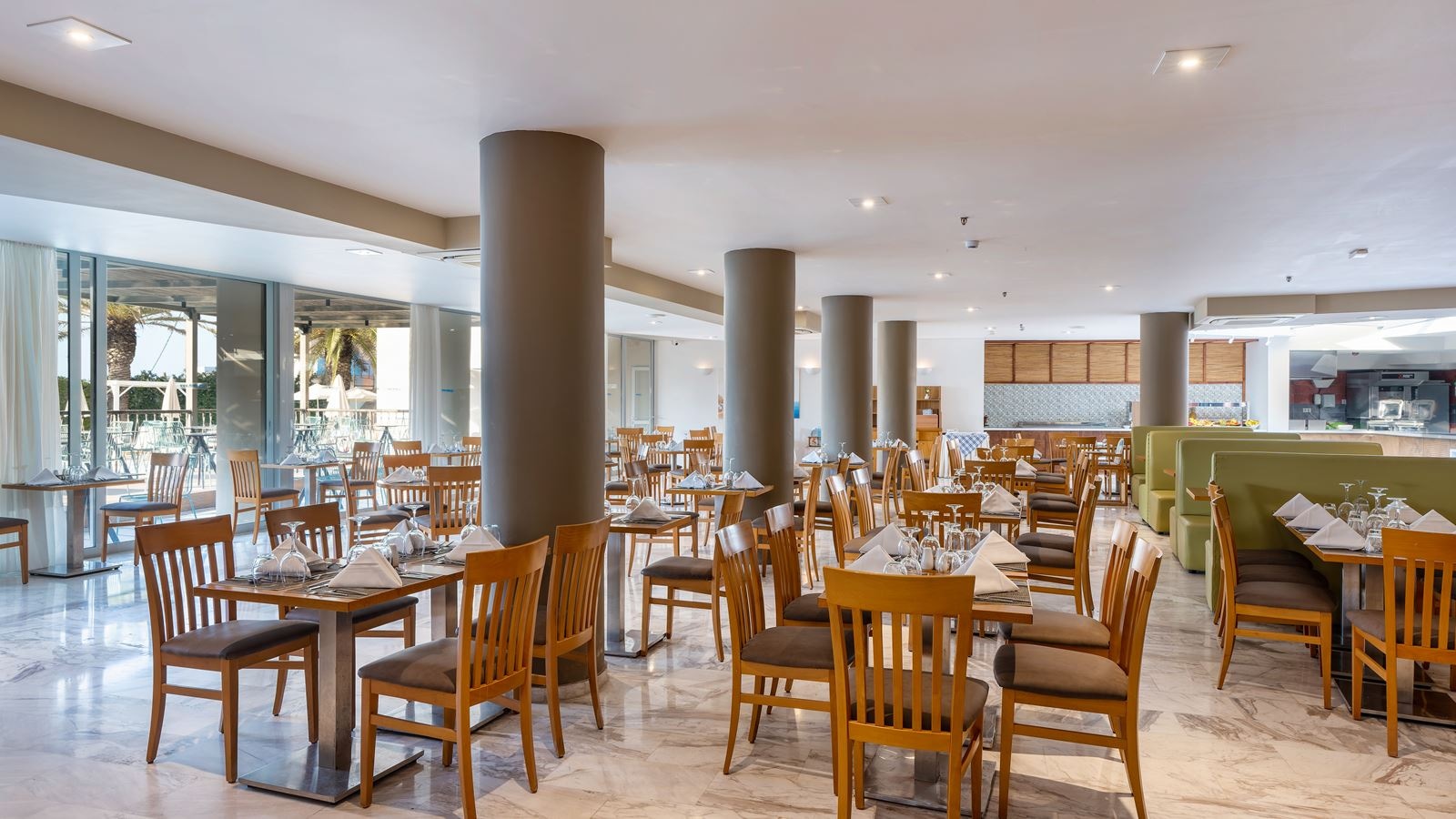restaurants-amvrosia-restaurant