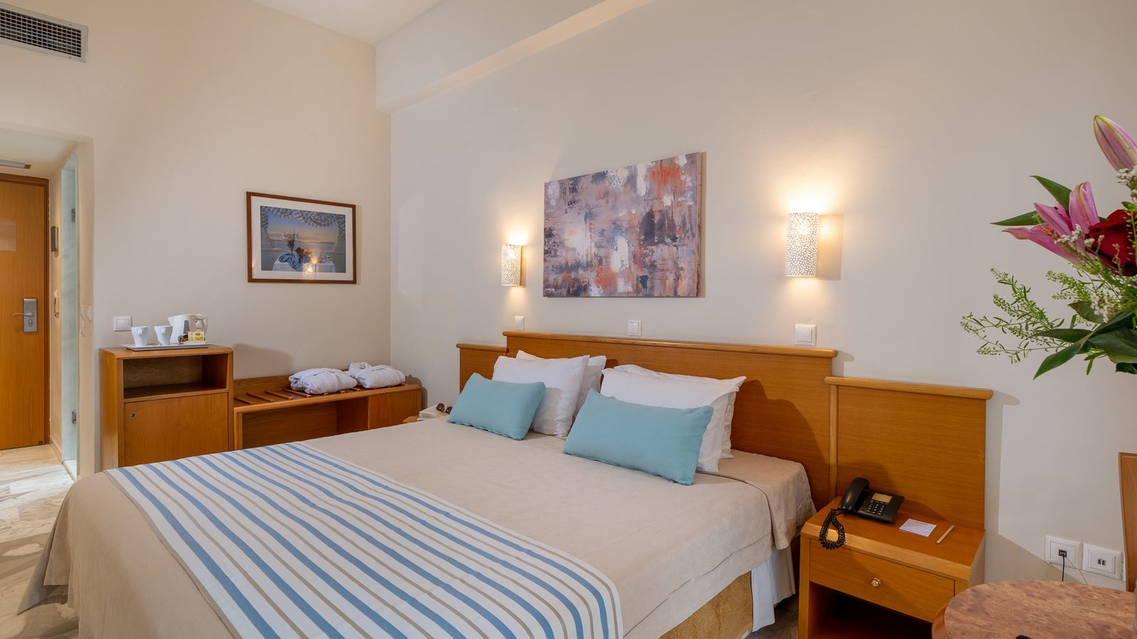 rooms-standard-room