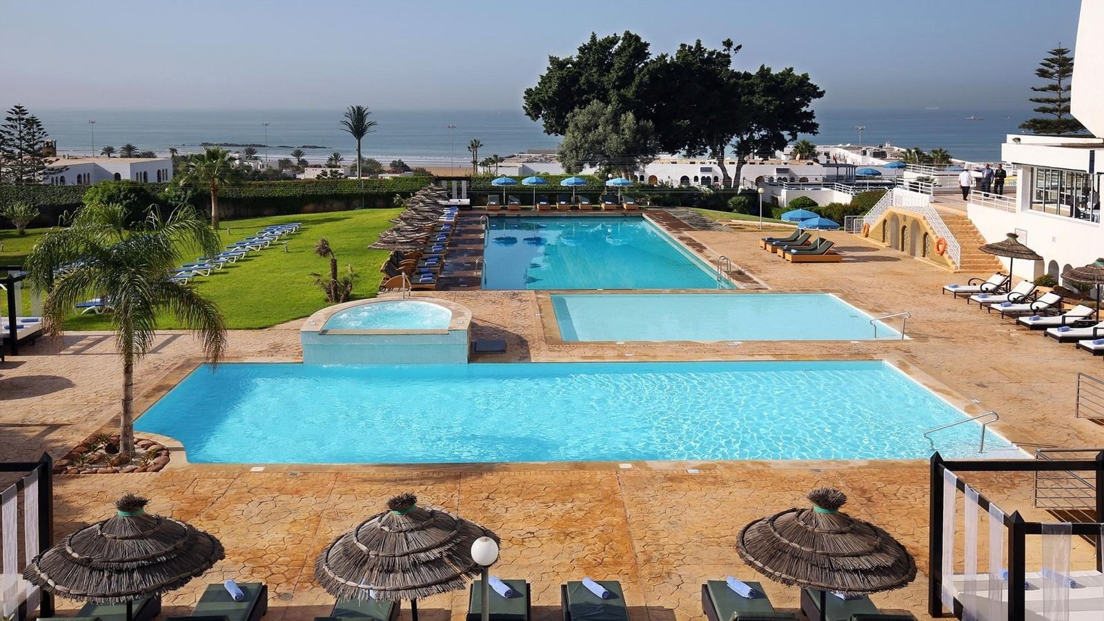 pools-outdoor-pool