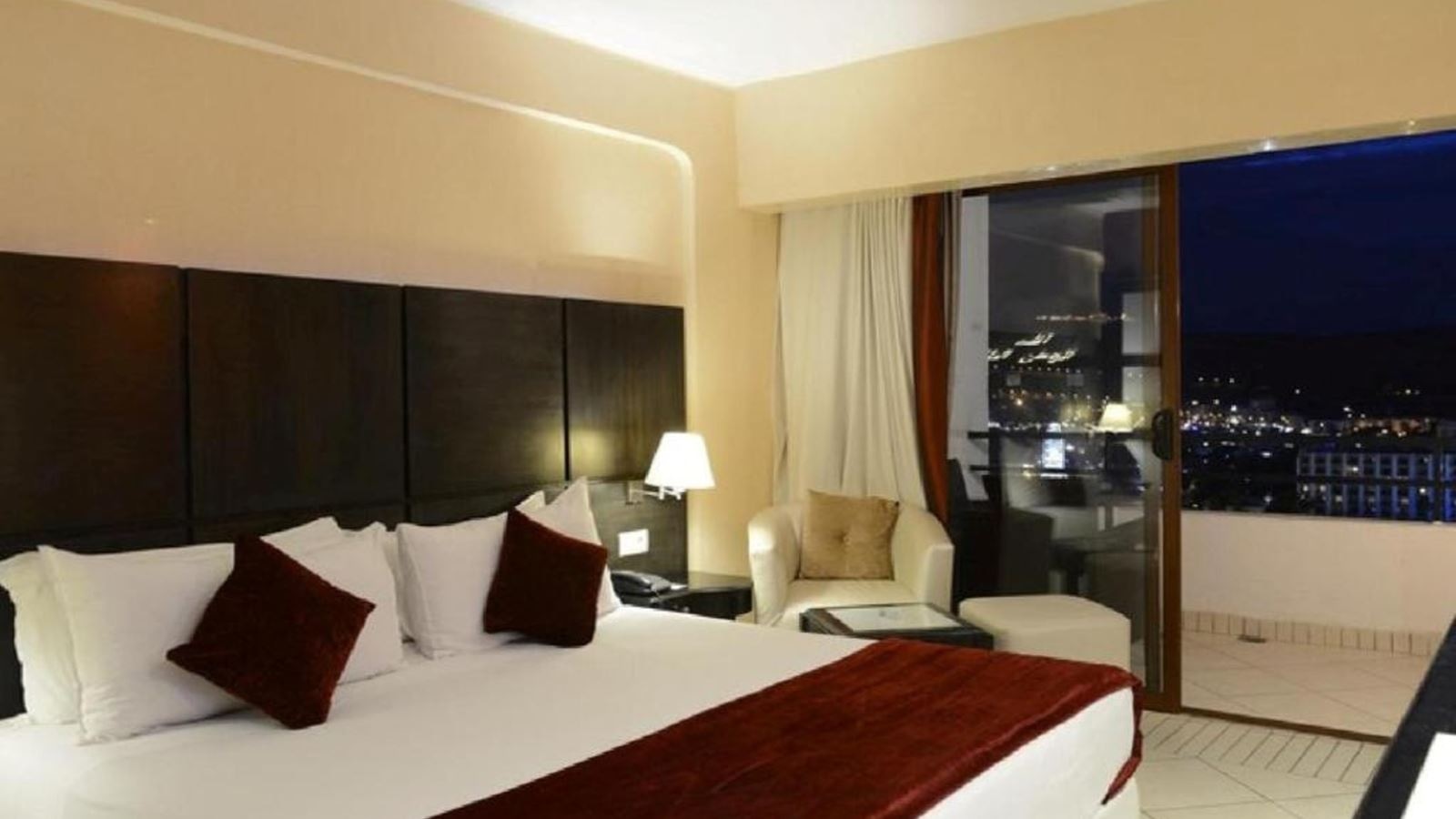 rooms-sea-view-room