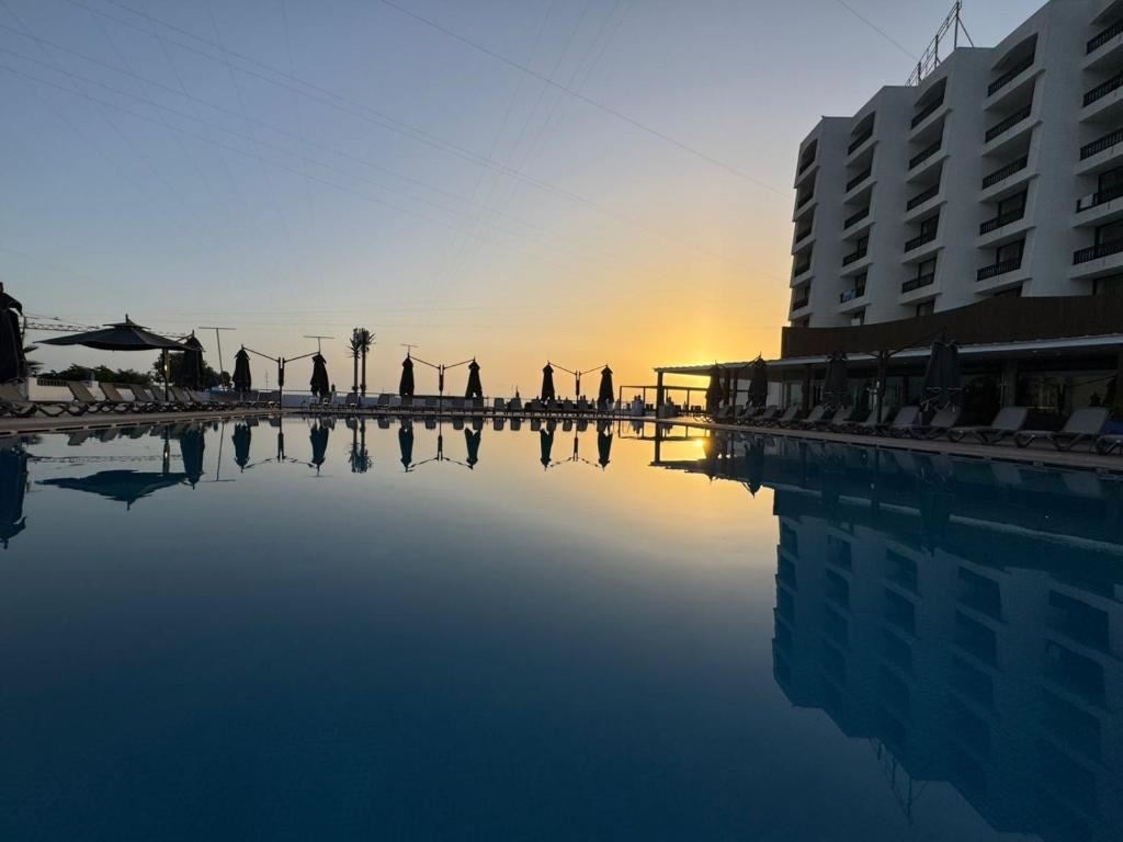 pools-pools
