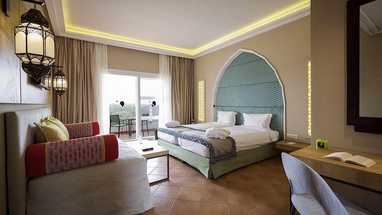 rooms-double-standard-room-lateralseaview