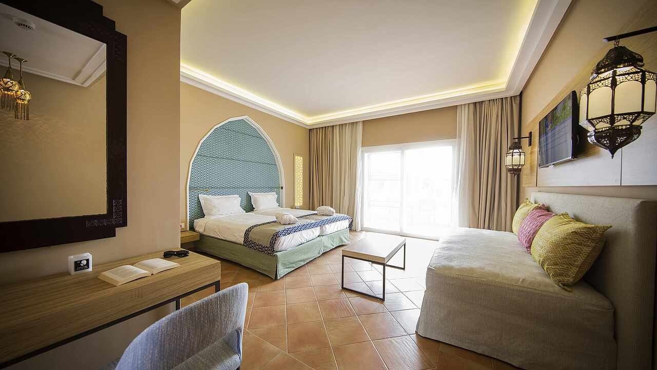rooms-classic-familyroom