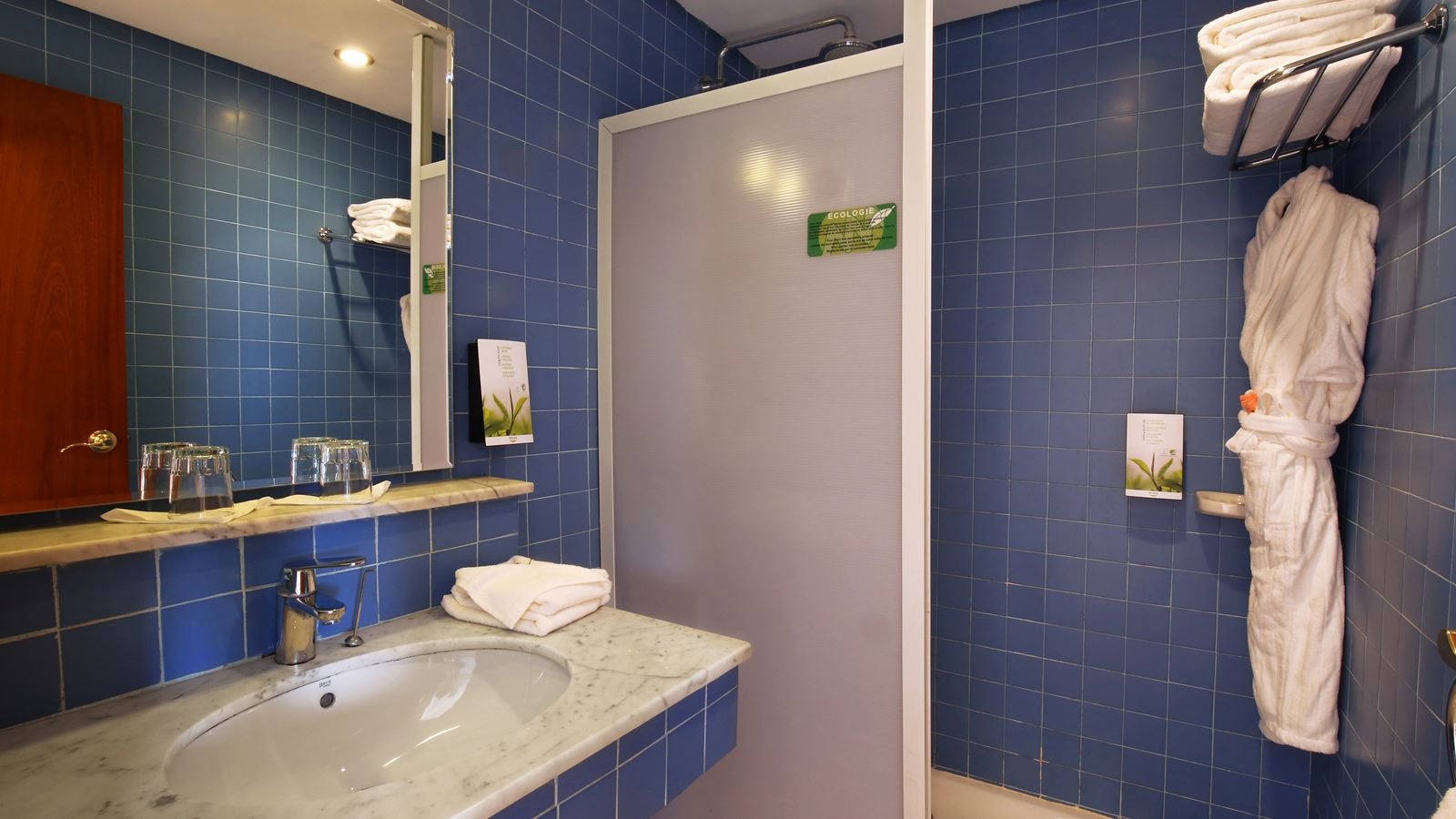 rooms-double-standard-room