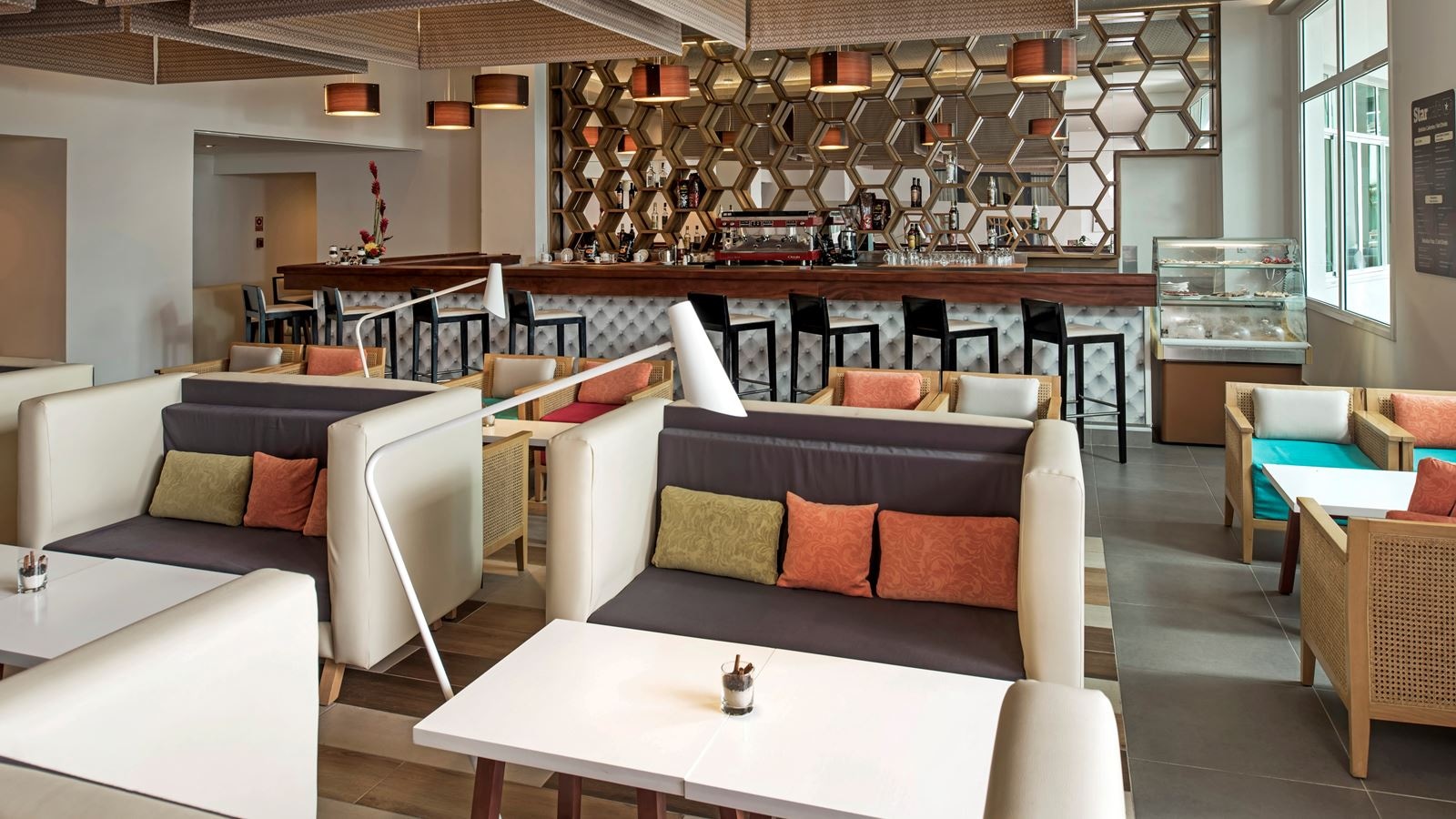 bars-star-café