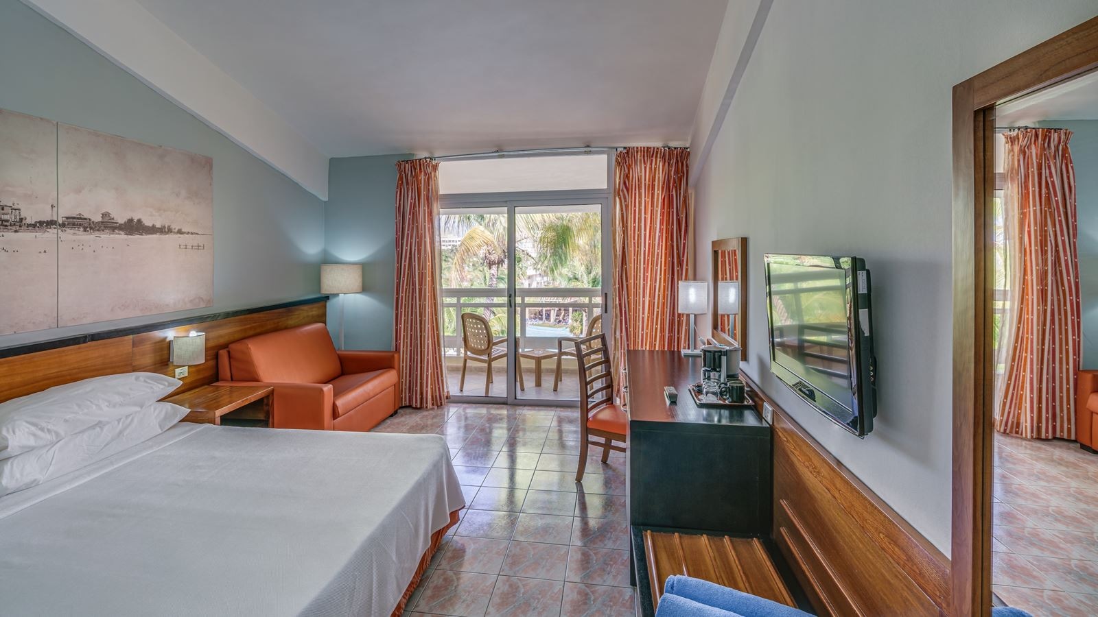 rooms-superior-room