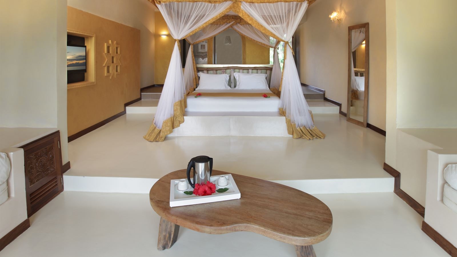 rooms-beach-suite-with-pavillion