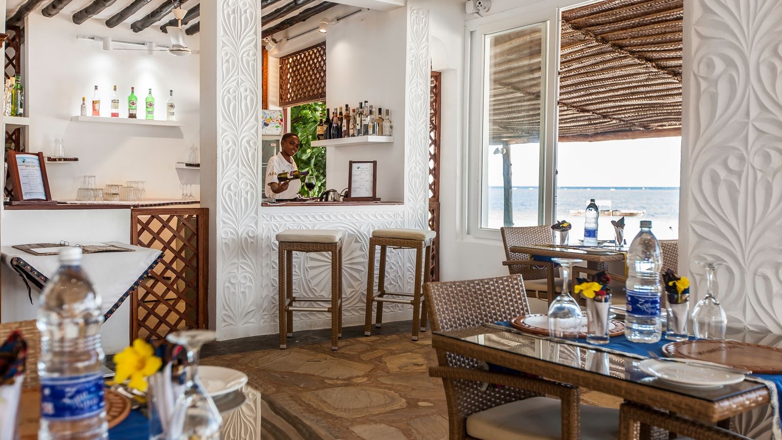 restaurants-restaurants