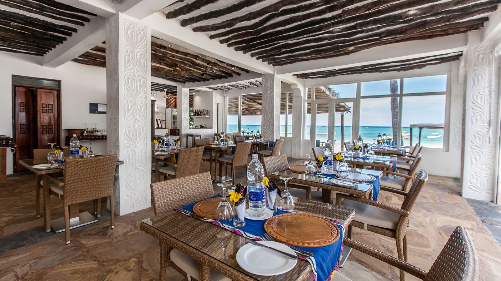 restaurants-restaurants