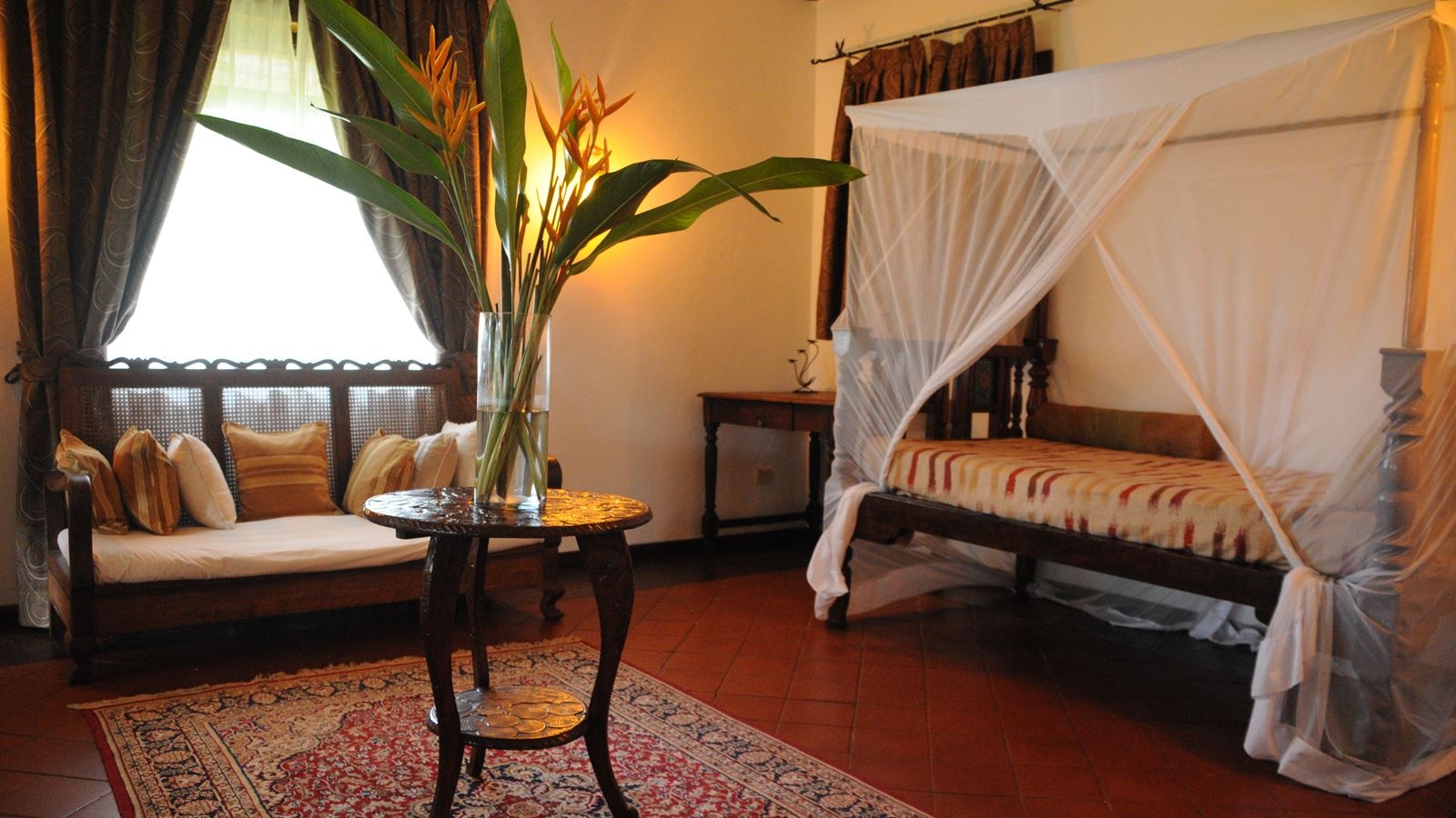 rooms-deluxe-suite