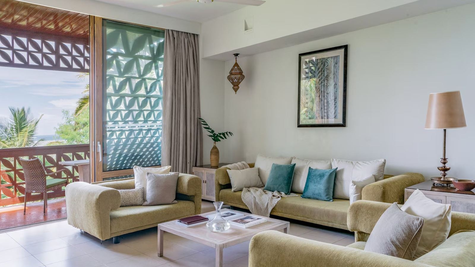 rooms-family-room