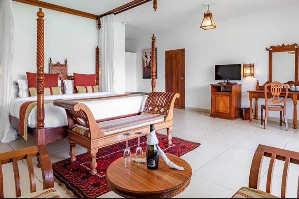 rooms-superior-room