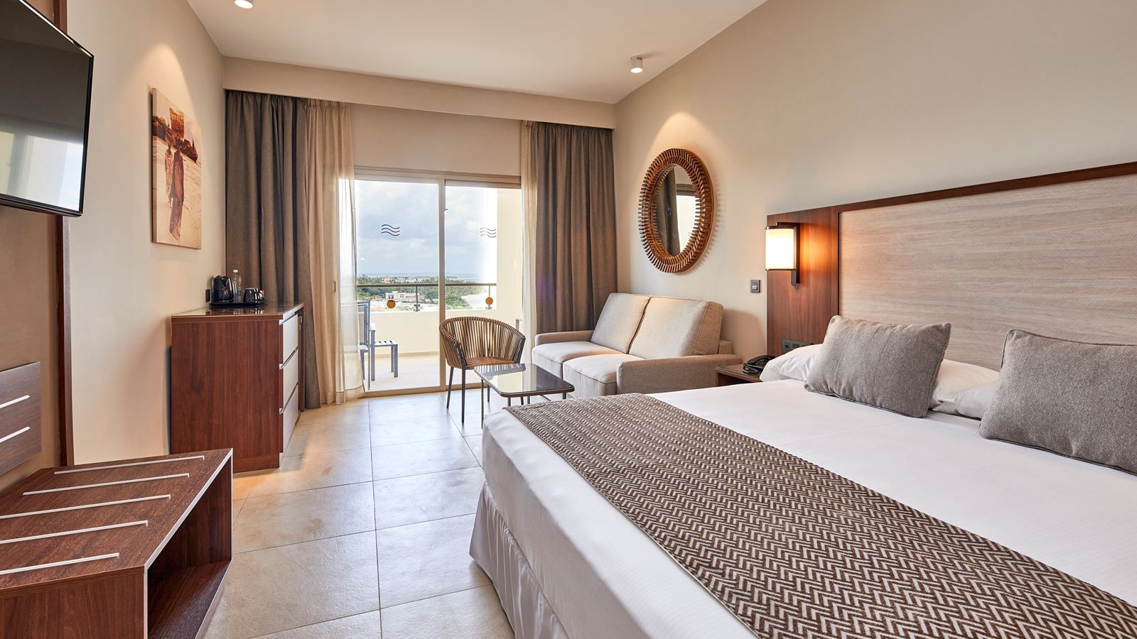 rooms-family-room