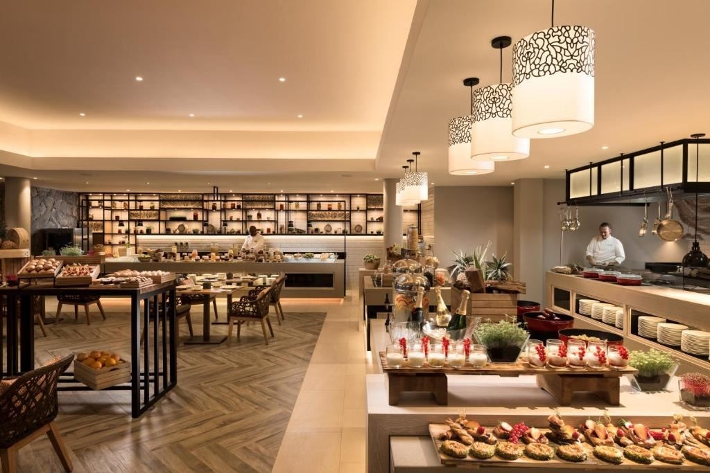 restaurants-restaurants