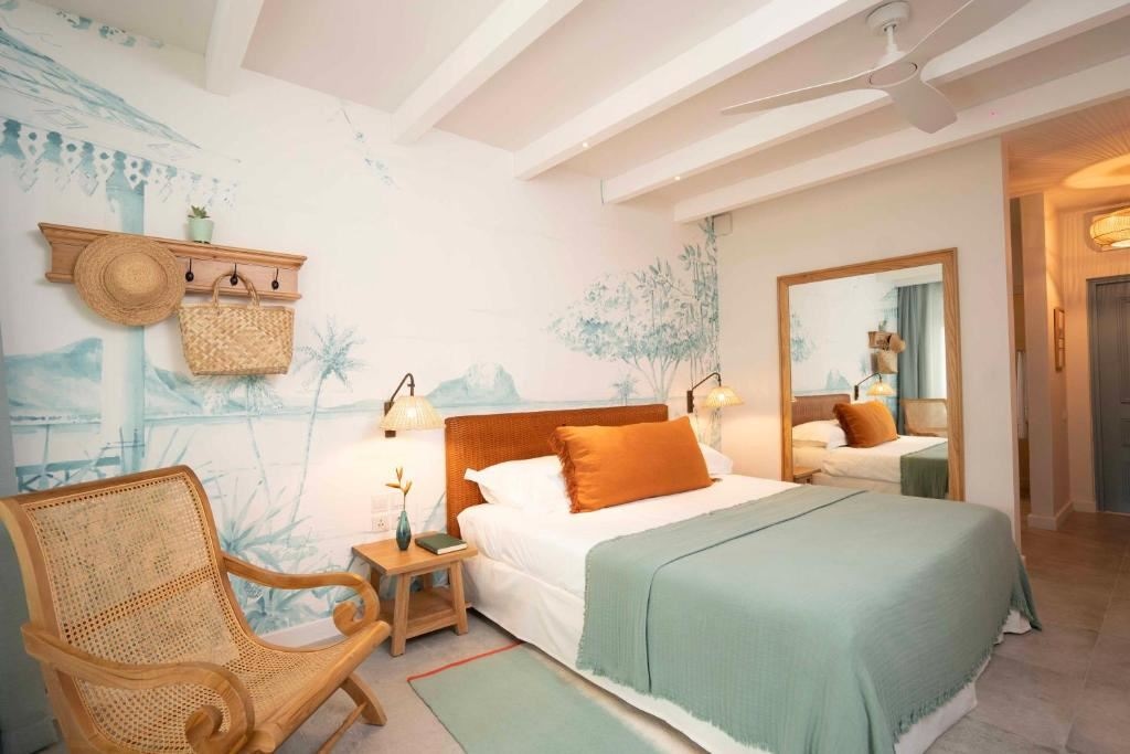 rooms-comfort-pool