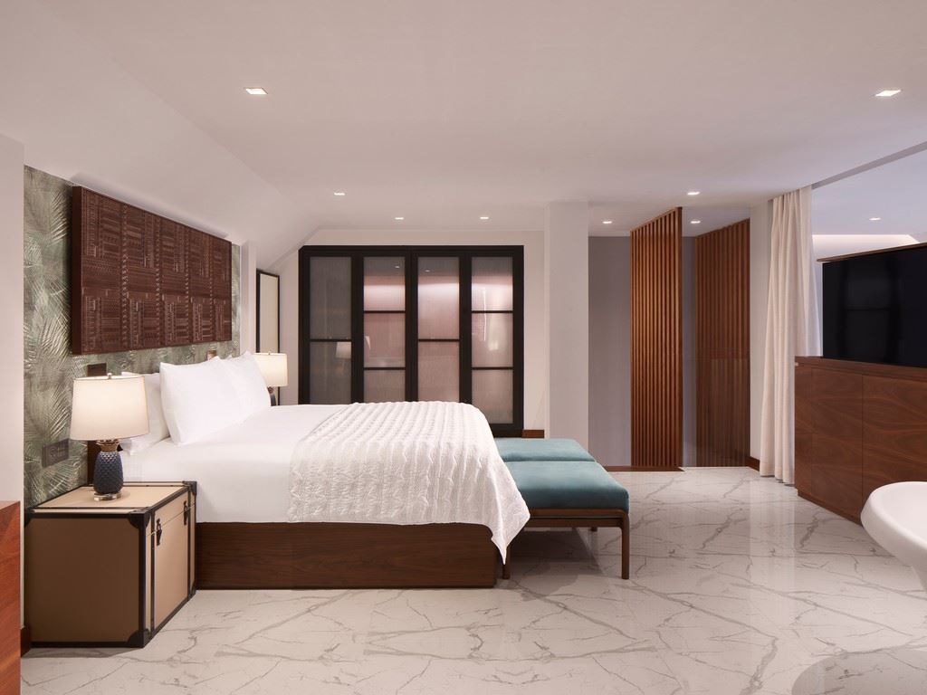 rooms-royal-suite