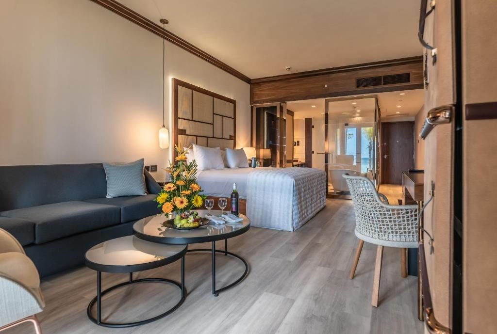rooms-ocean-sky-junior-suite