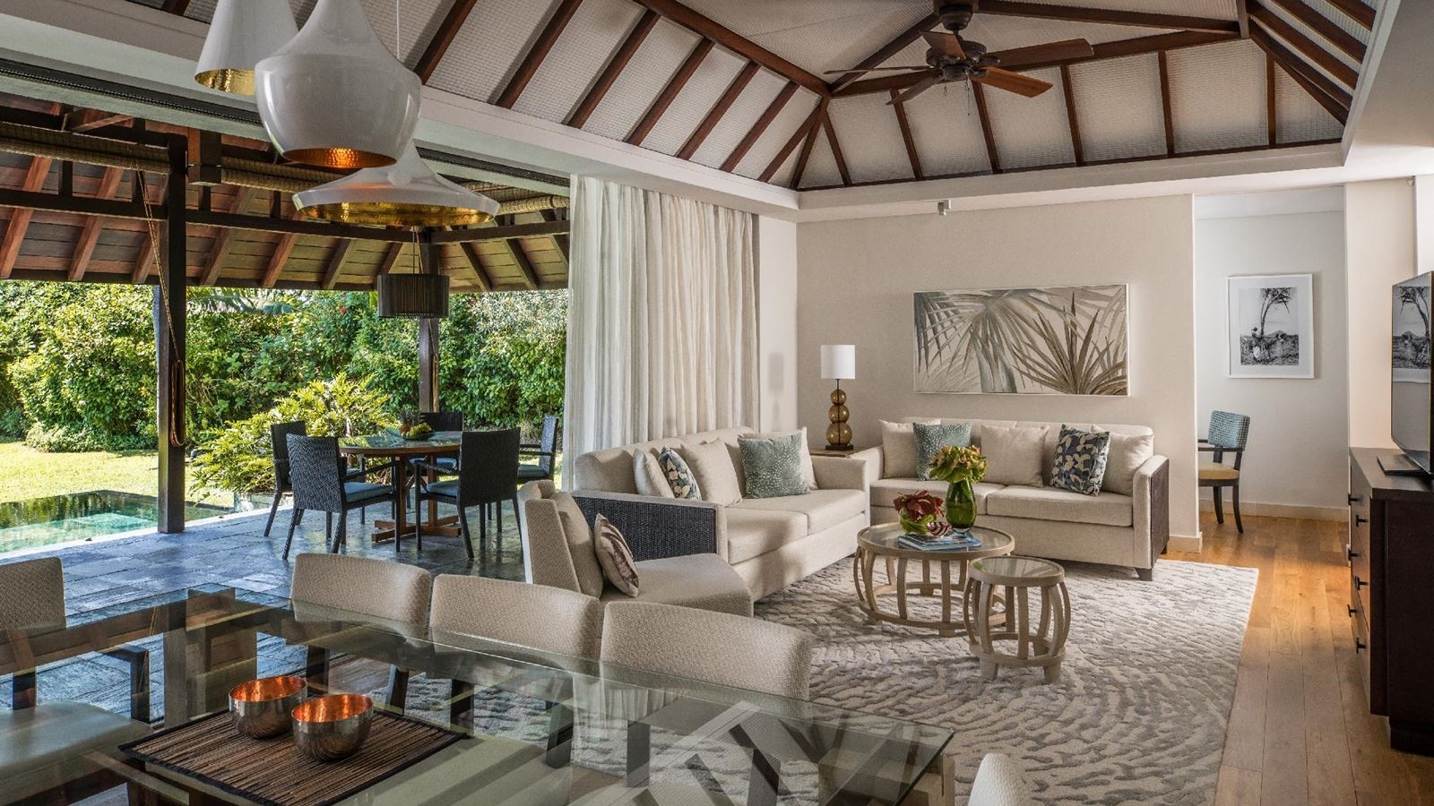 rooms-3-broom-partial-ocean-view-residence-villa