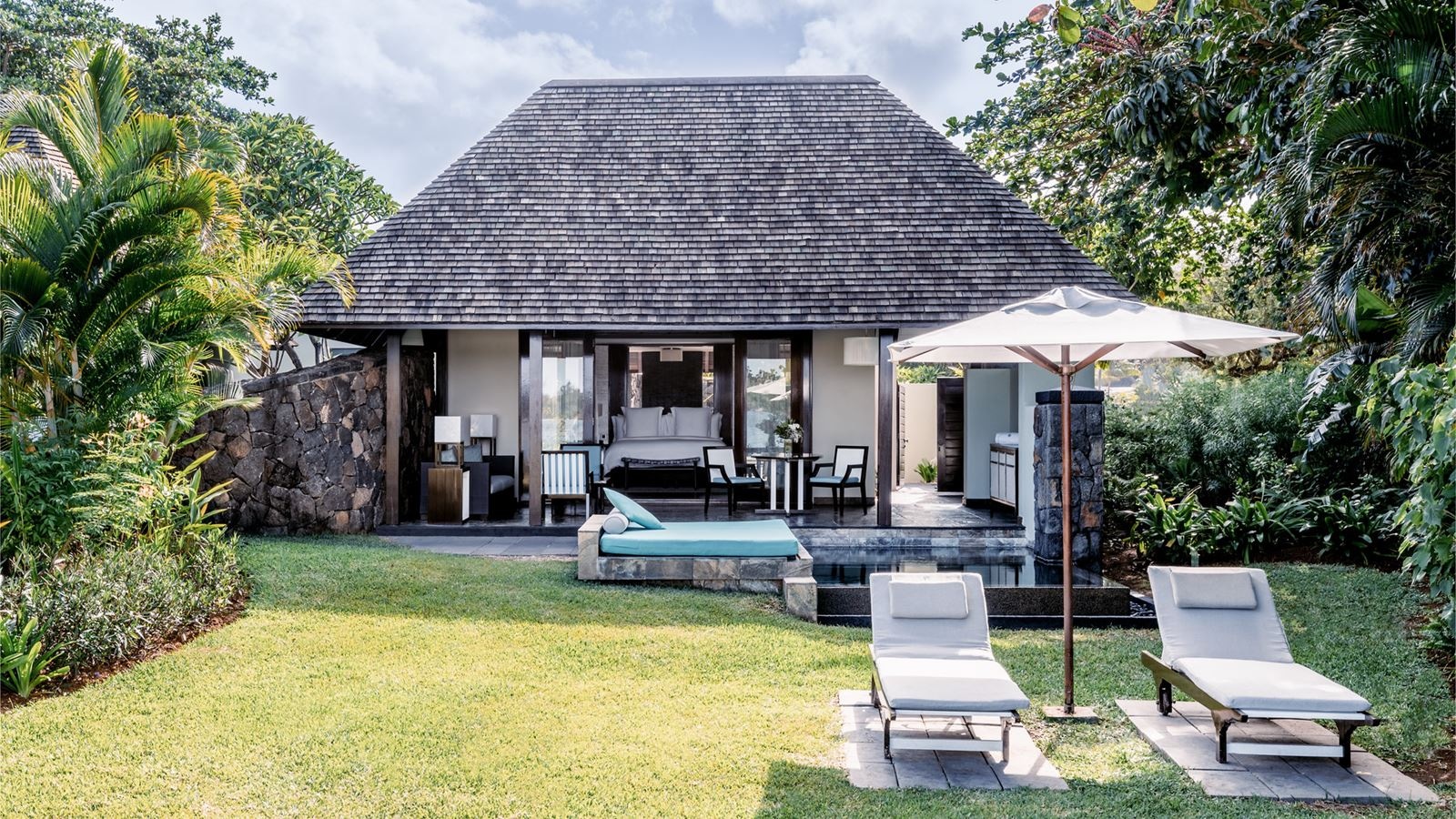 rooms-garden-pool-villa