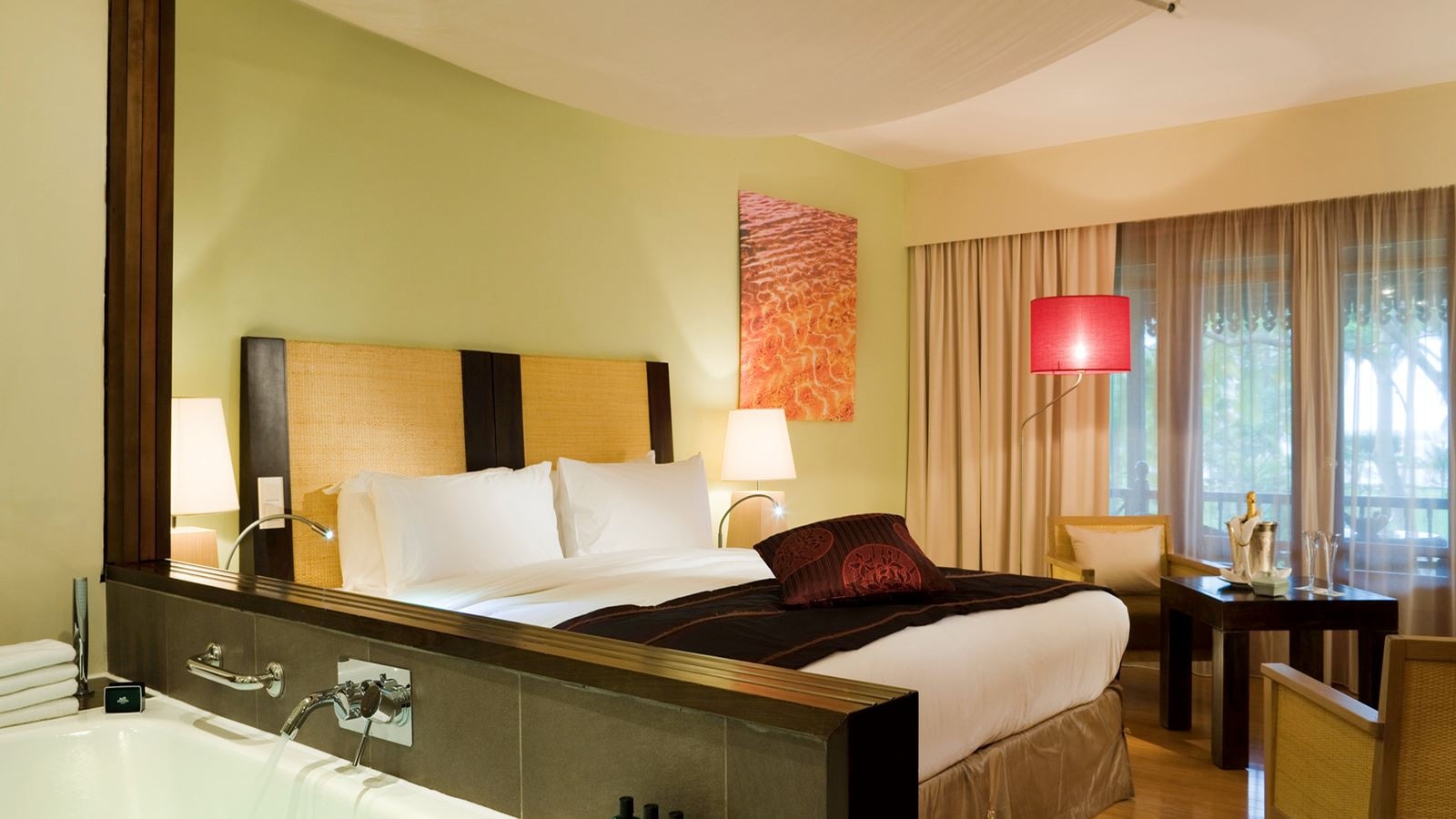 rooms-luxury-rooms