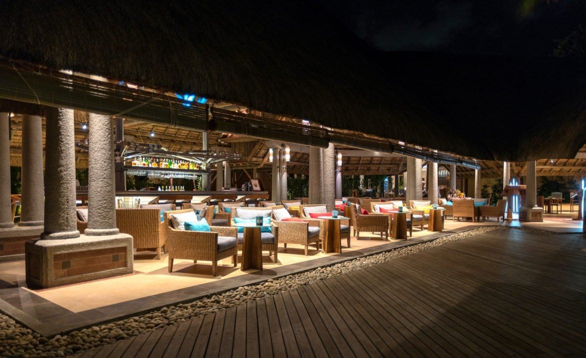 bars-the-dolphin-bar