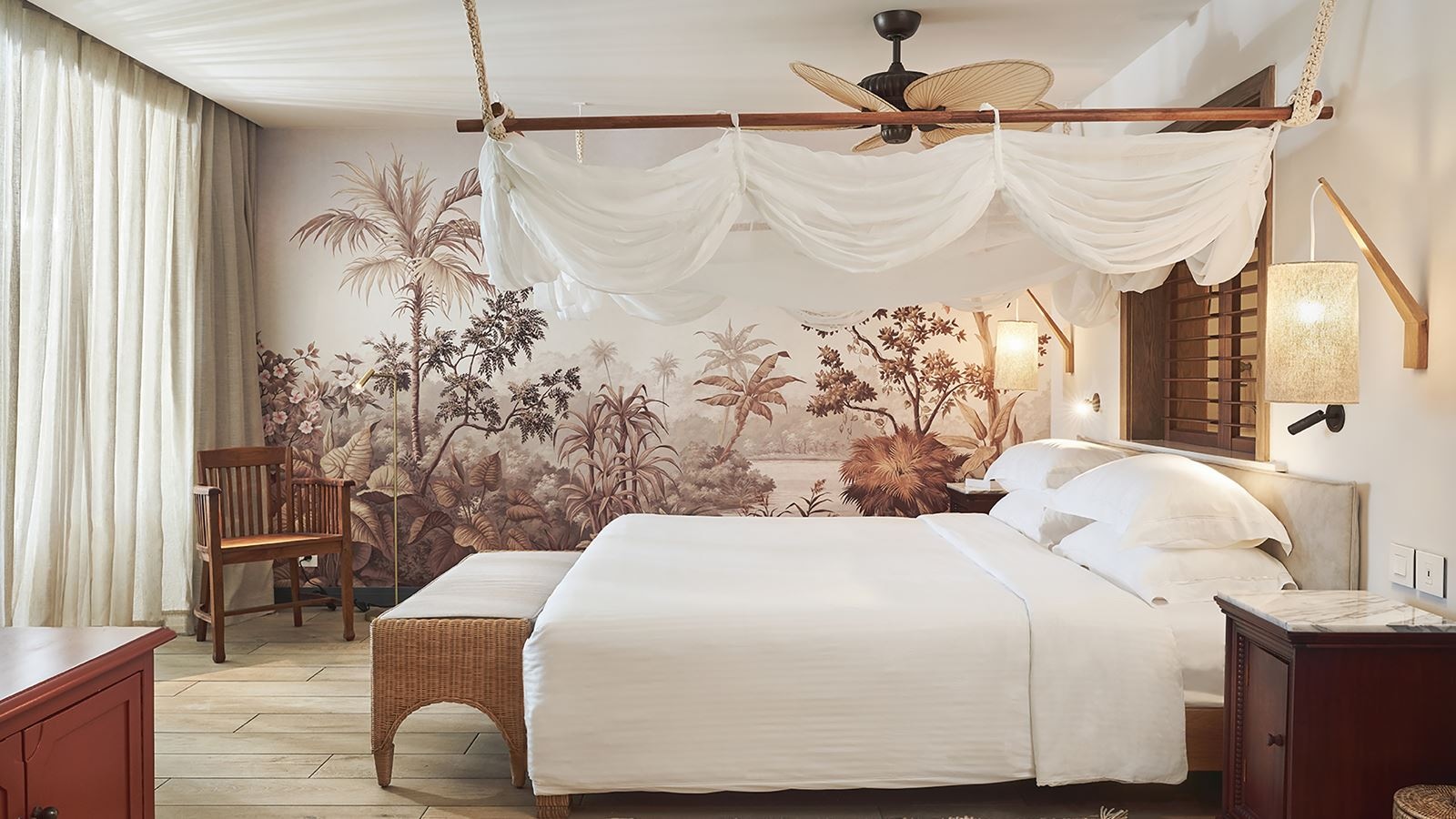 rooms-senior-suite