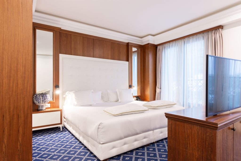 rooms-junior-suite