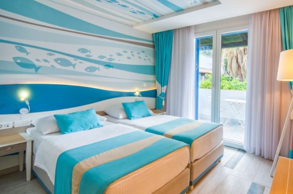rooms-standard-room-with-balcony