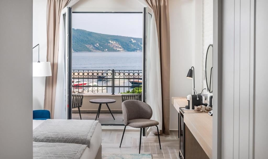 rooms-superior-room-sea-view