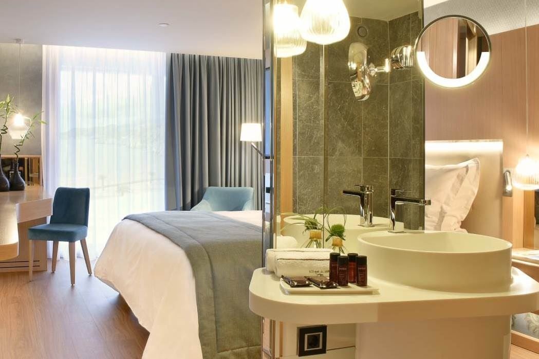 rooms-superior-room-sea-view