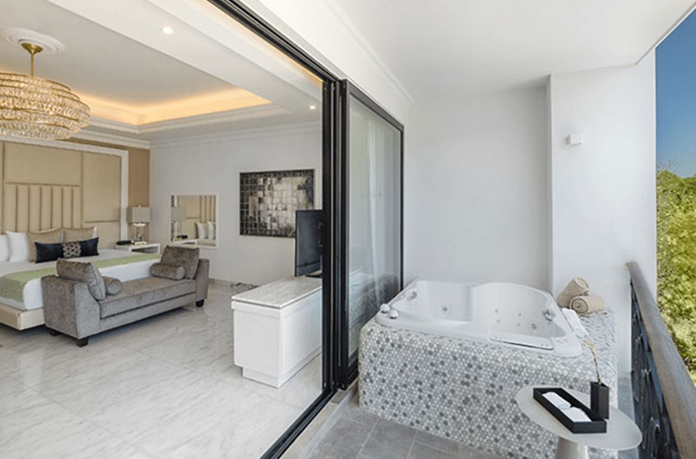 rooms-royal-suite