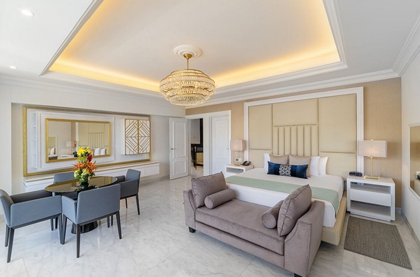 rooms-royal-suite