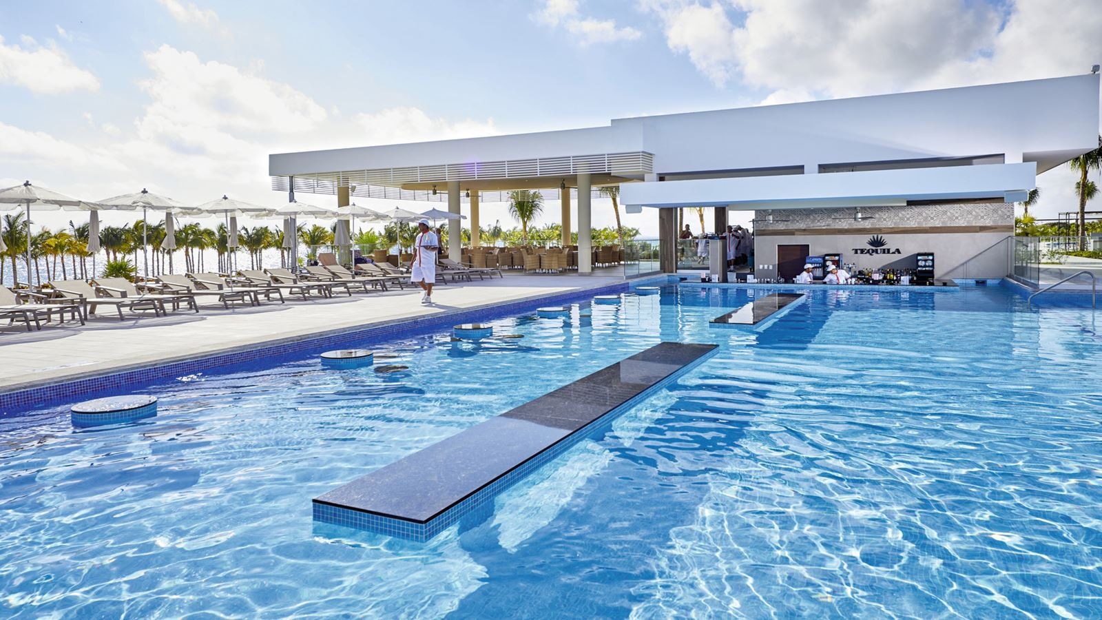 bars-pool-bar-2