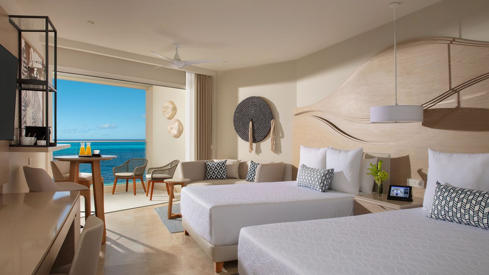 rooms-xcelerate-junior-suite-ocean-view