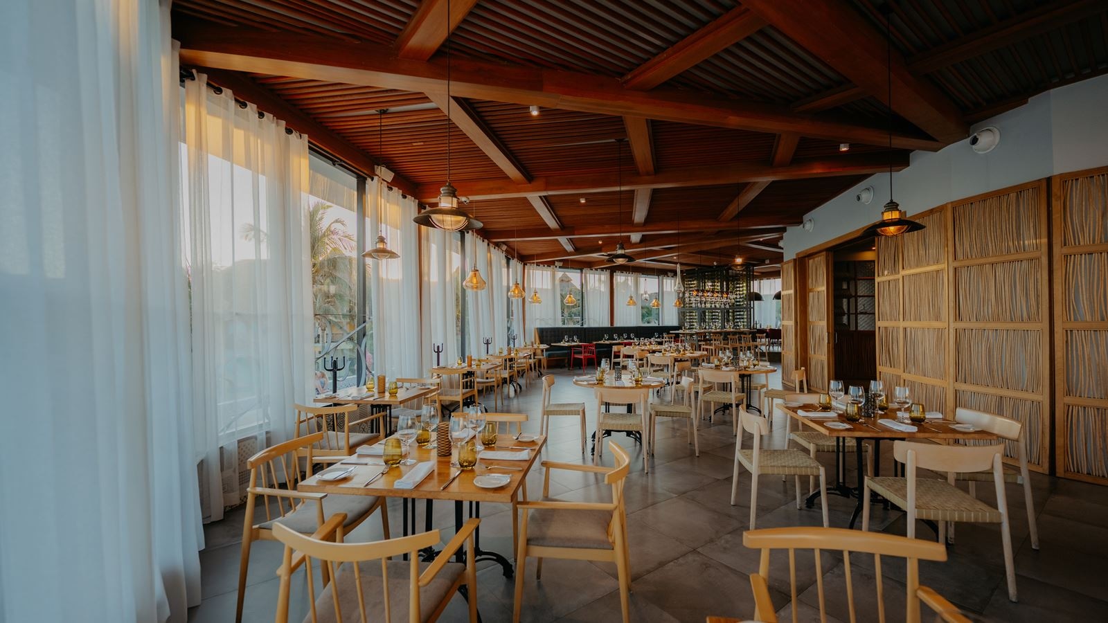restaurants-