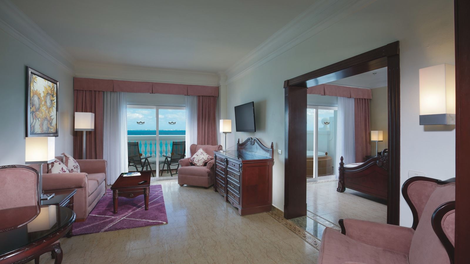 rooms-suite-jacuzzi