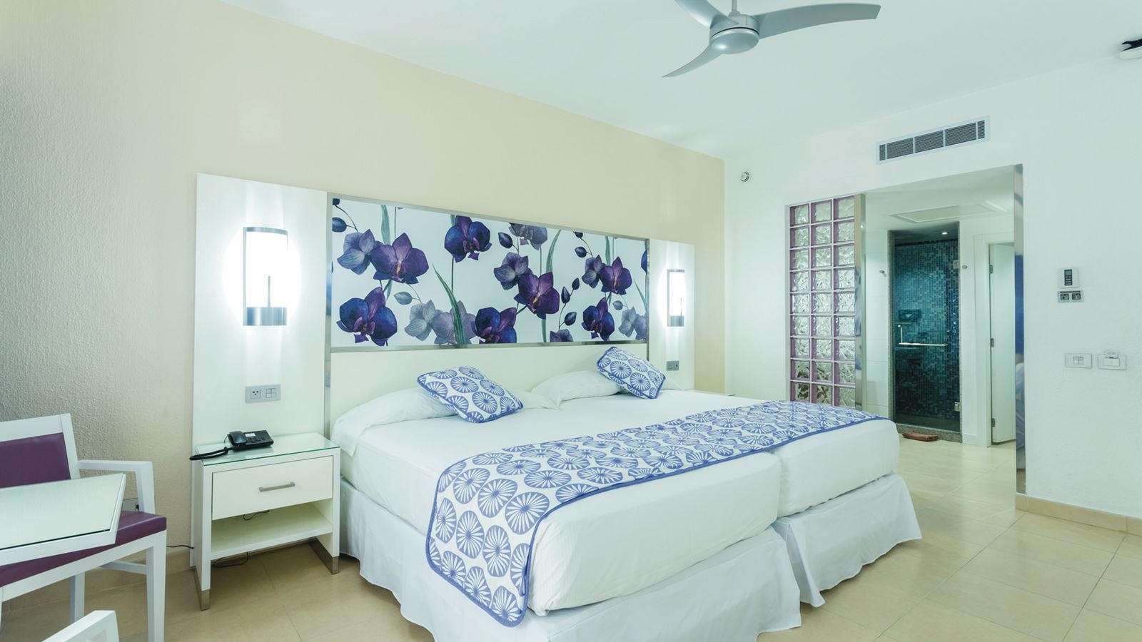 rooms-standard-room