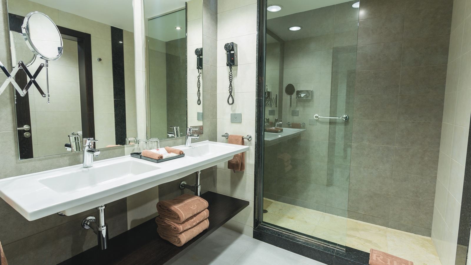rooms-suite