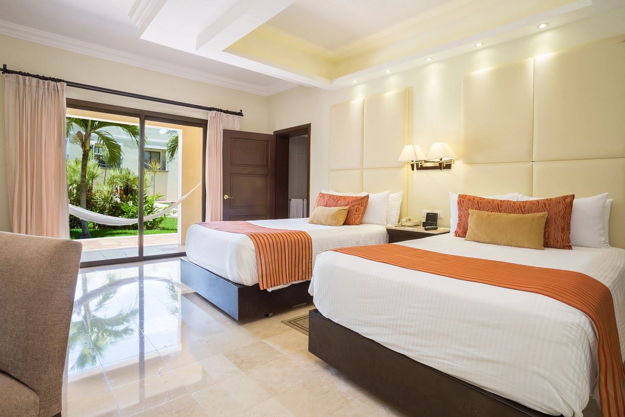 rooms-family-suite-deluxe-garden-view