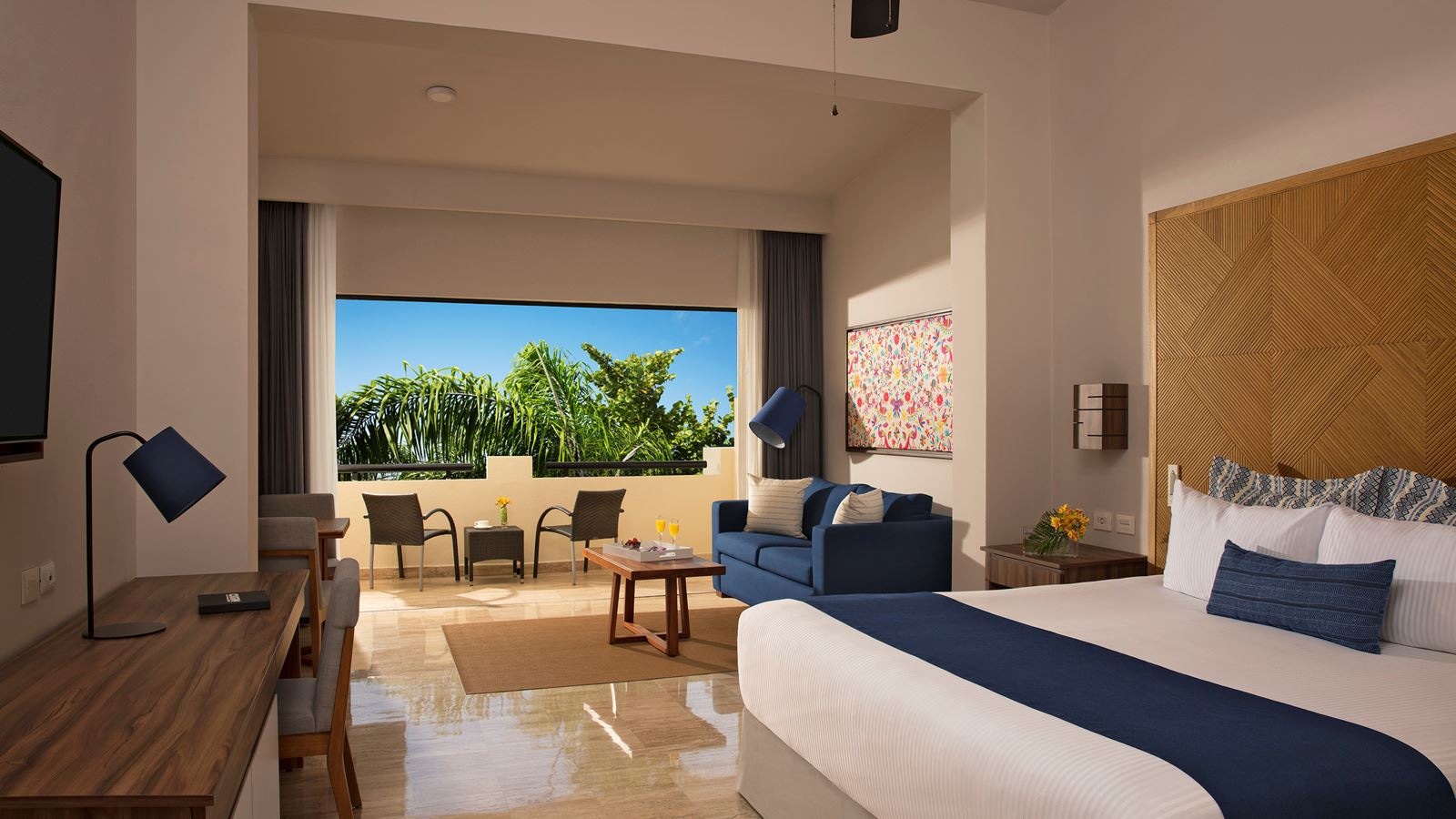 rooms-preffered-club-junior-suite-tropical-view