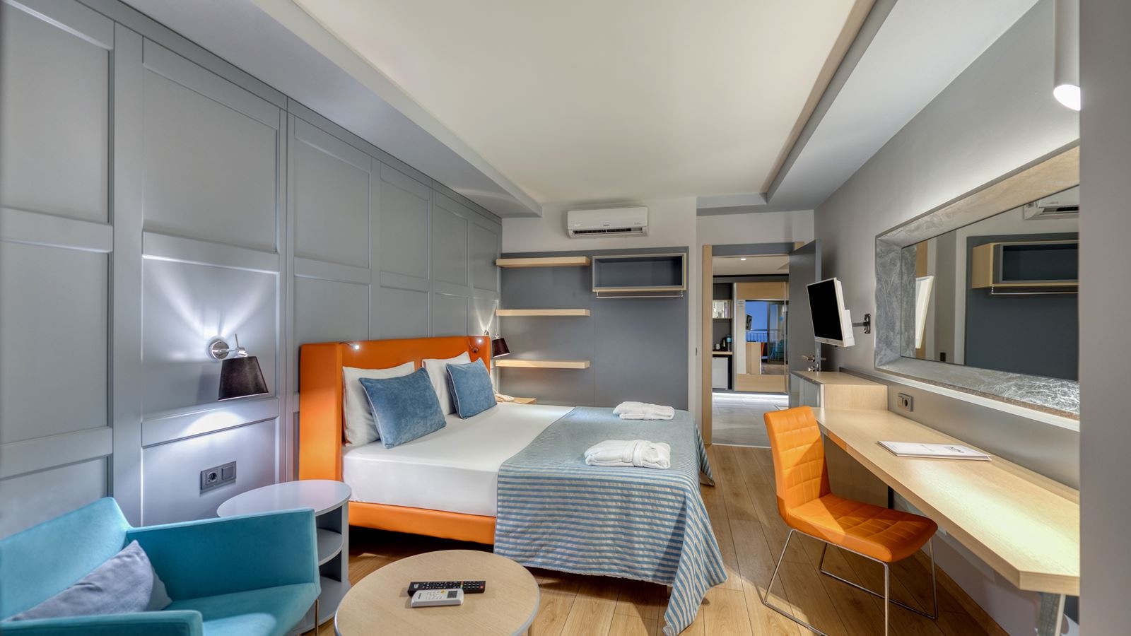 rooms-family-room