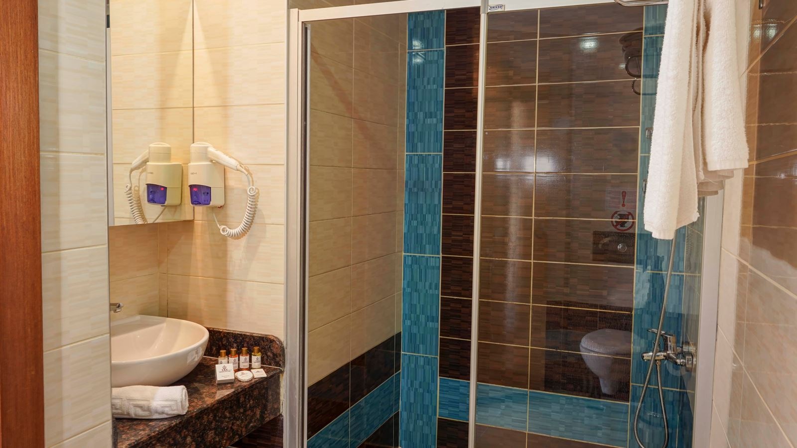 rooms-standard-room