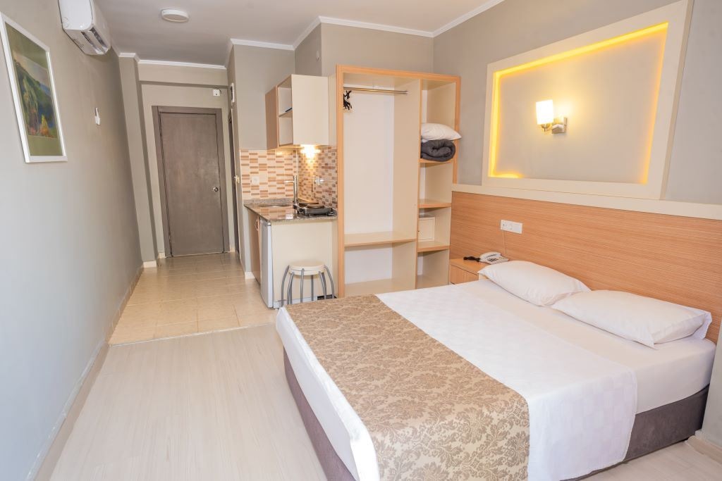 rooms-standard-room