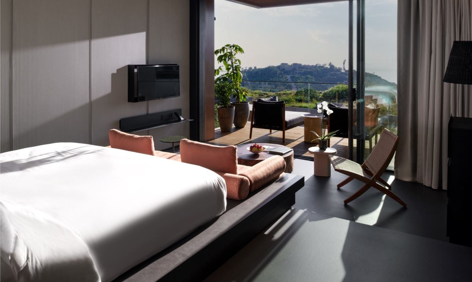 rooms-suite-sea