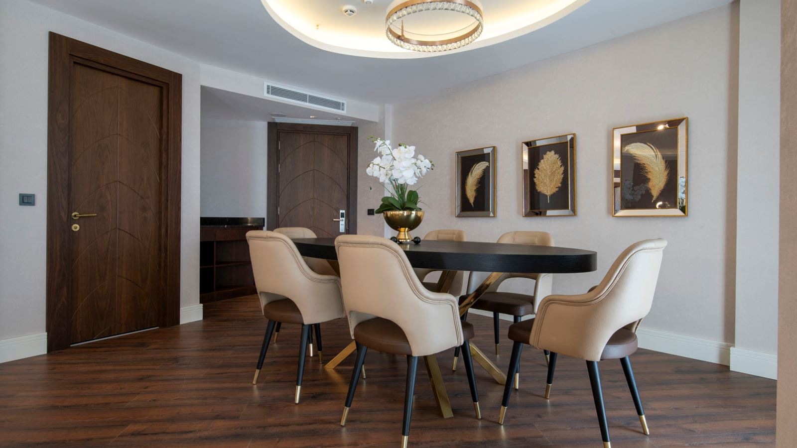 rooms-king-suite
