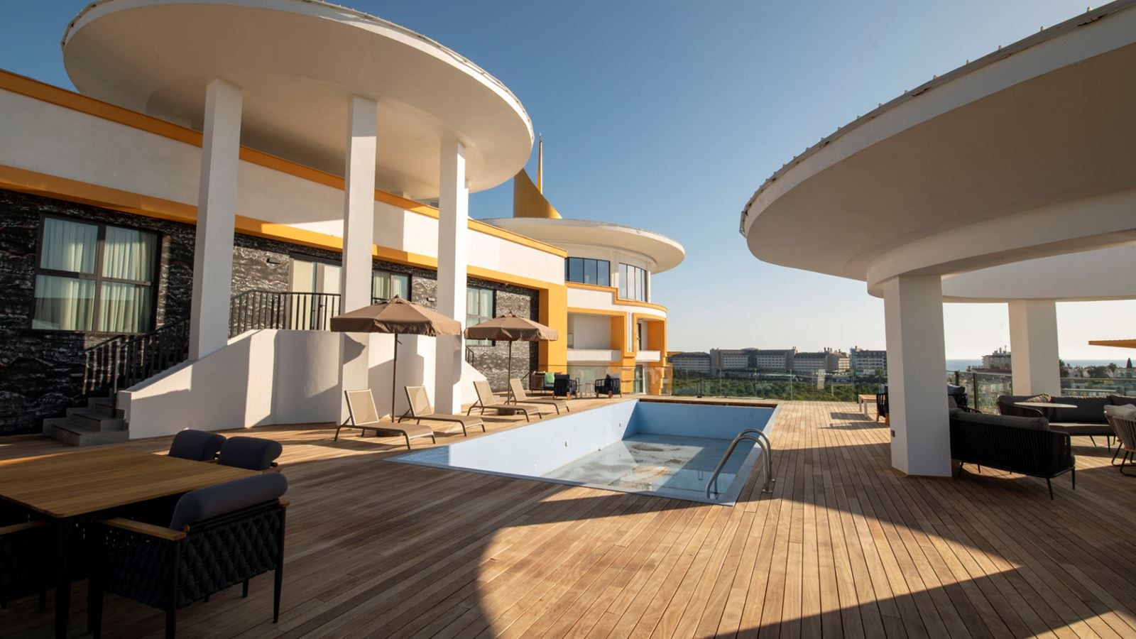 rooms-king-suite