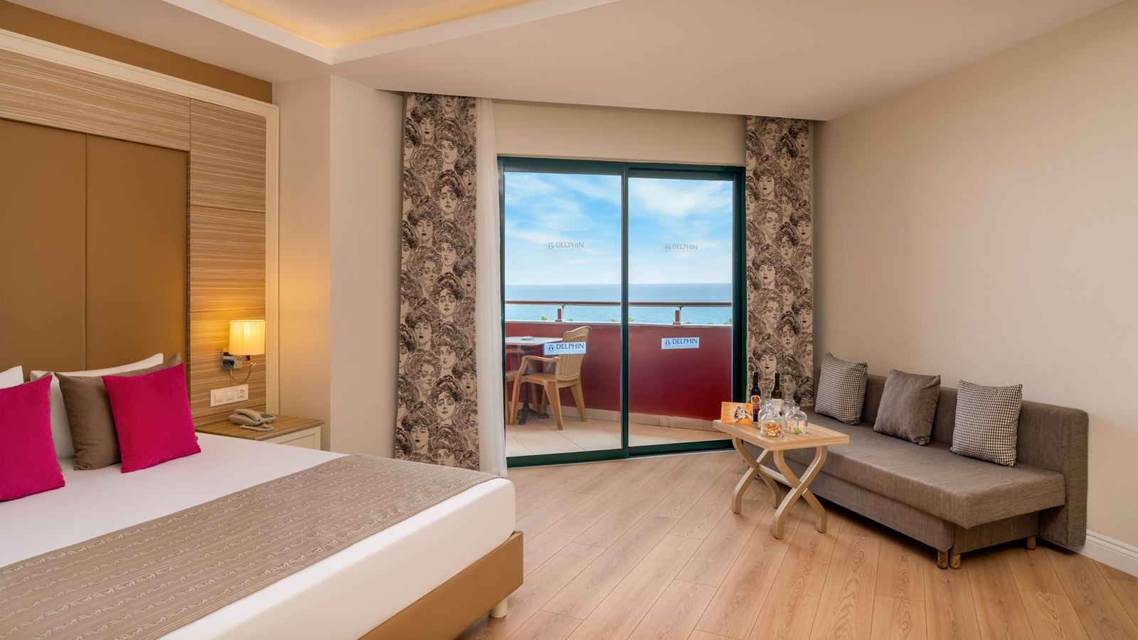 rooms-family-room