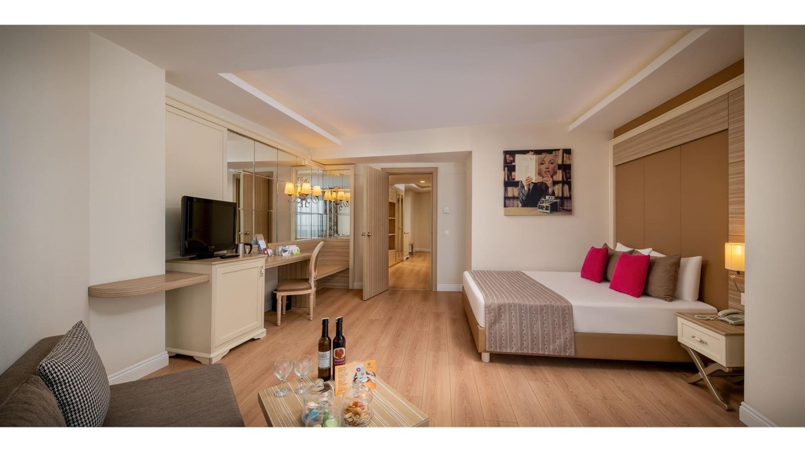 rooms-family-room